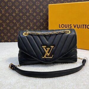 Louis Vuitton New Wave Chain Bag MM Black